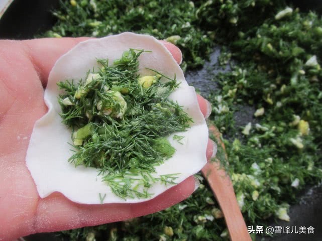 大肚水饺怎么包简单又好看,大肚水饺皮薄馅多无添加