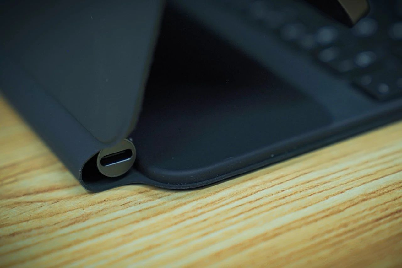 当iPad从重量和价格上追平了MBP，你需要这几个拒绝它的理由