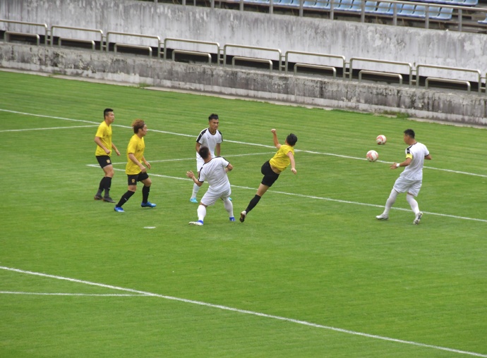 球员李玮锋现状,广州足球队最新消息李玮锋