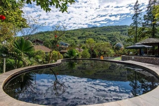 花水湾金陵温泉度假酒店温泉,成都花水湾温泉旅游度假