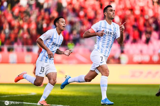 国安为什么传控水平那么高,传控足球与防守反击区别