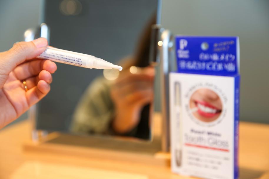 牙齿刷完白了过一会又黄了,牙齿涂氟涂一次大概多长时间