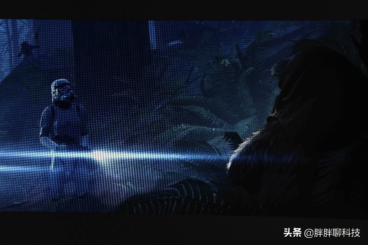 戴尔e2211hb显示器详细评测,戴尔显示器u2717d测评