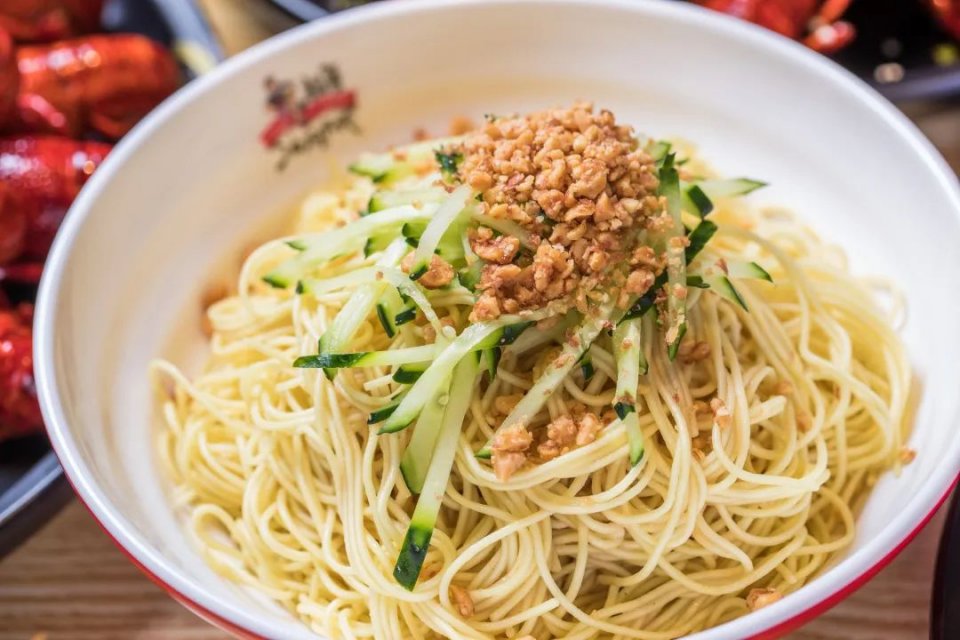 松哥油焖大虾南城榕树下店,松哥油焖大虾多少家店