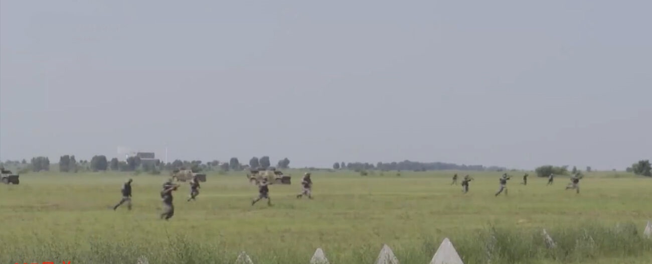 世界上最轻威力最大的狙击枪,世界上最轻的枪突击步枪