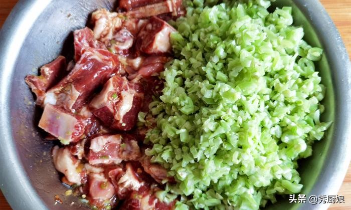 夏天多吃绿豆汤好不好啊,夏天多吃白菜豆腐的好处