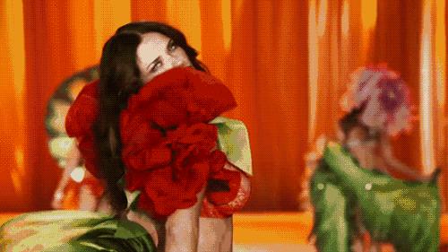 利马在维密上单独走的秀,利马超模高光时刻