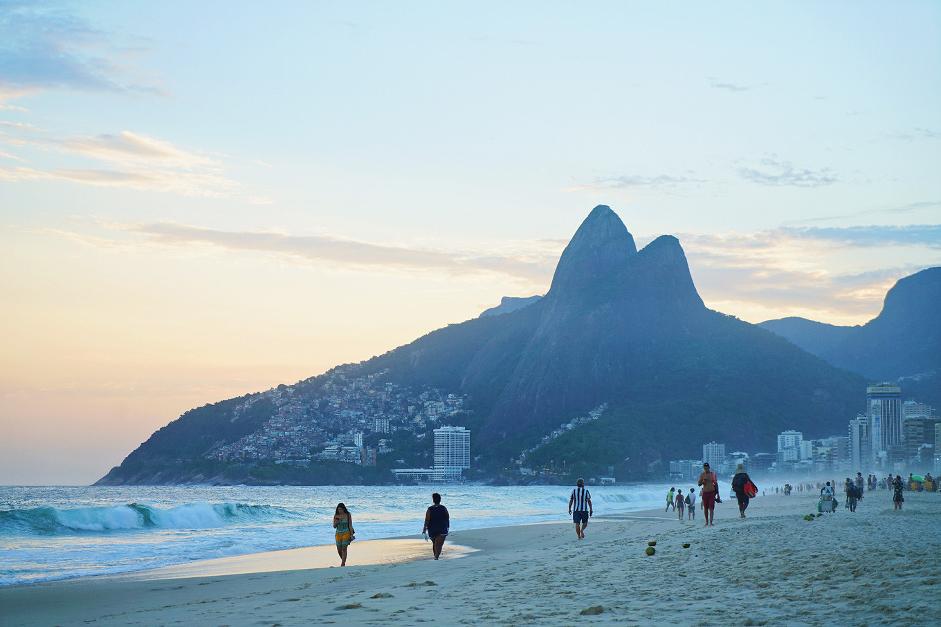 阿拉蕾探险,阿拉蕾宇宙大冒险