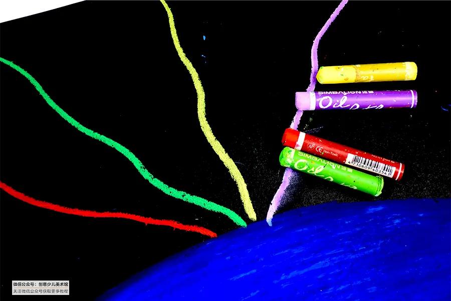 儿童画教程|综合创意技法学习《绚丽极光下的麋鹿》