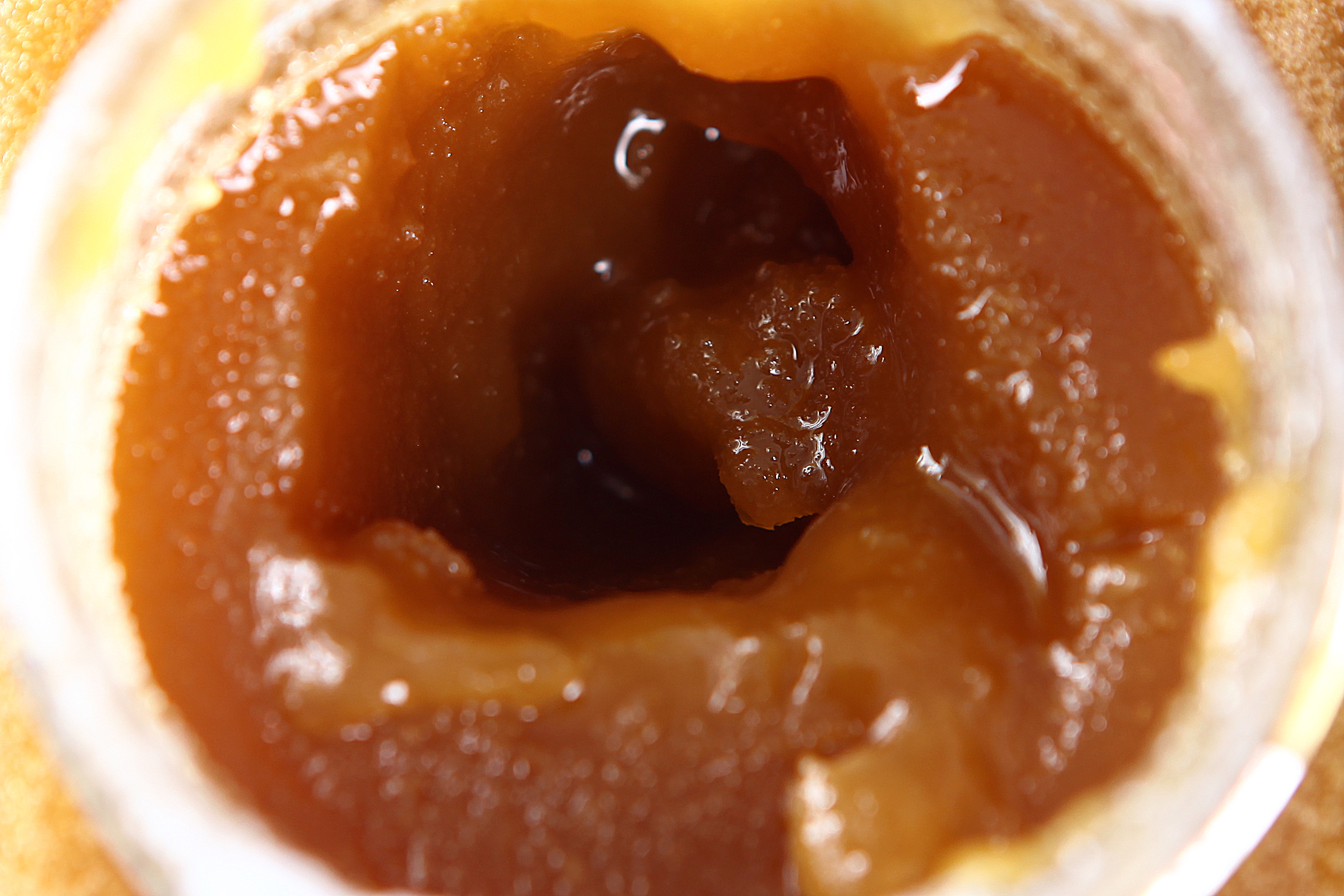 蜂蜜水早晨喝还是晚上喝,蜂蜜水什么时候喝最好问医生