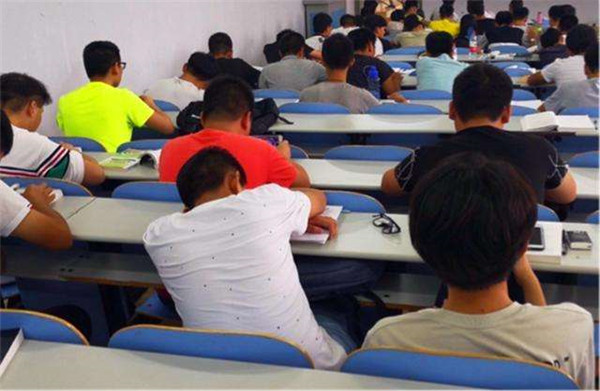 青春期男孩需要知道的31件事,青春期男孩子怎么培养专注