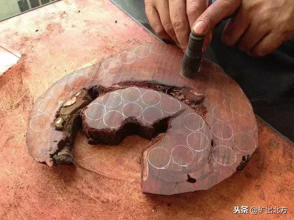 老料印度小叶紫檀佛珠手串,印度小叶紫檀佛珠制作流程