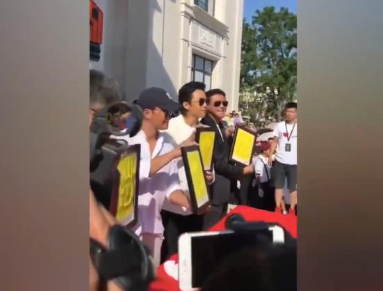 冯小刚邓超最新消息,冯小刚和邓超近况