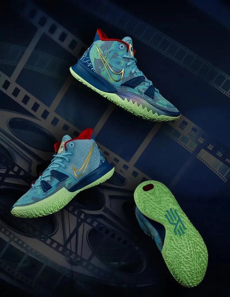 欧文穿欧文7打球图片,nba上脚欧文7紫黄破晓