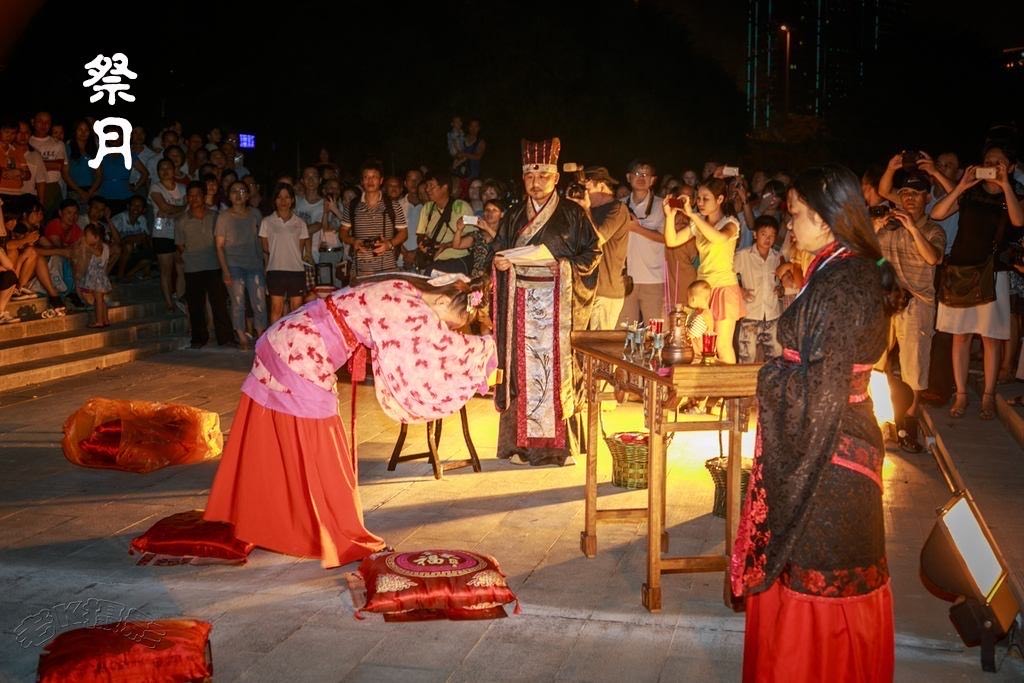 中秋节古代有什么传说,中秋节的来历和传说450字