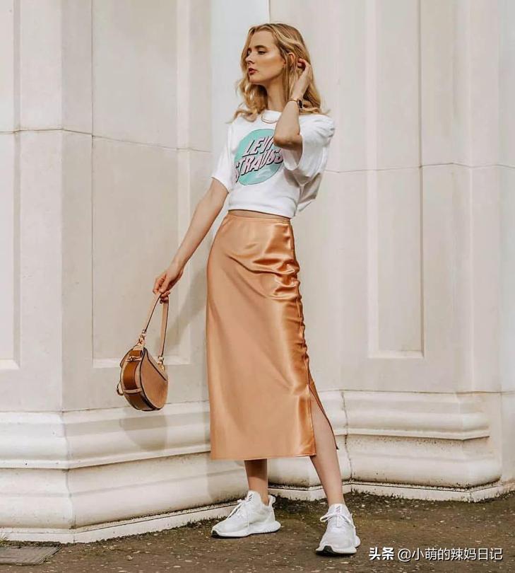 145-150矮个子露脐t恤个性,今年最时髦的t恤穿法都在这了