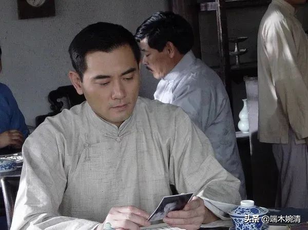 张爱玲为什么要娶胡兰成,单身女孩爱上二婚男人