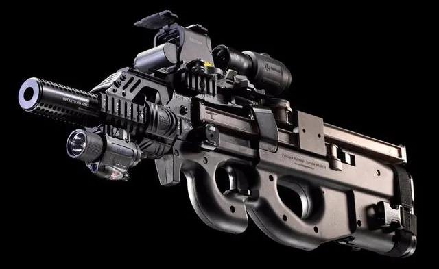 p90冲锋枪真实长相名字,p90冲锋枪真枪长什么样子