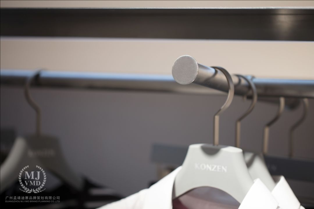 设计感男装店铺设计,konzen男装设计图