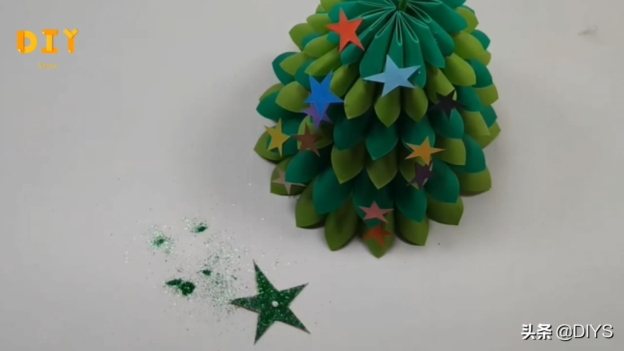 怎么用手工纸做立体圣诞树,立体圣诞树手工制作