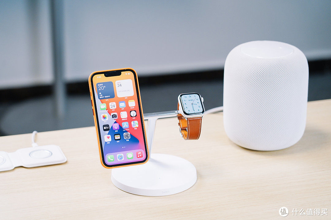 iphone13pro后盖苹果标,iphone13pro换电芯使用感受