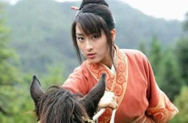 碧血剑哪些人物在鹿鼎记出现,碧血剑黄圣依版里的颜值