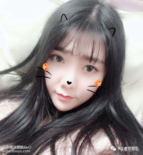 比小团团还火的女主播乔碧萝,斗鱼一姐小团团视频