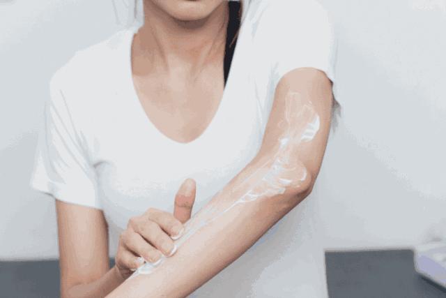 名门泽佳隔离防晒,素颜霜隔离霜的先后顺序