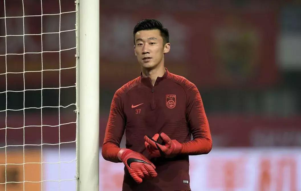 国足门将张鹭事件,曝前国足门将张鹭被带走