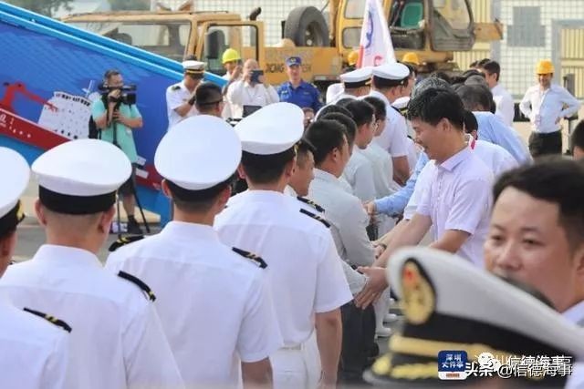 雪龙2号首航远征南极,雪龙2号开始南极长城站首次卸货