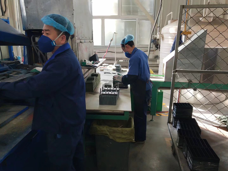 电池修复满电加修复液会怎样,电瓶电池修复技术