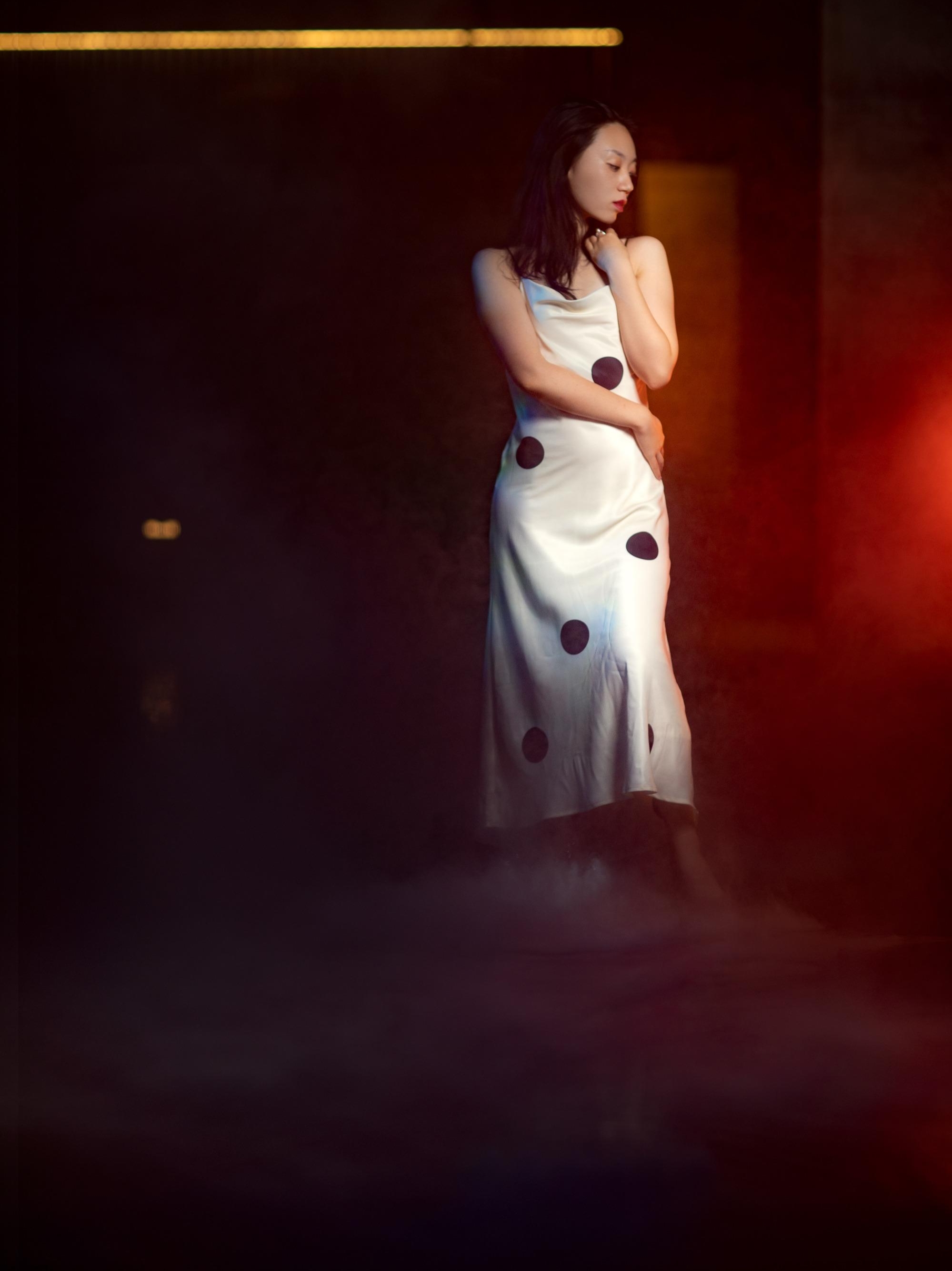 谁是谁前世的挂牵？谁又是谁今生的轻叹？