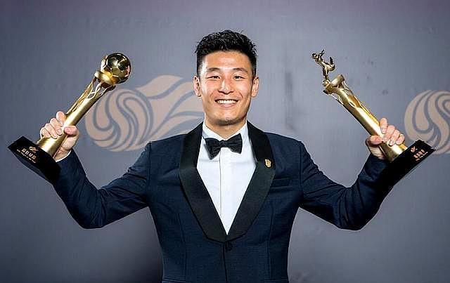 时隔五年，男足再次入选十佳，为什么这次群众不买账？