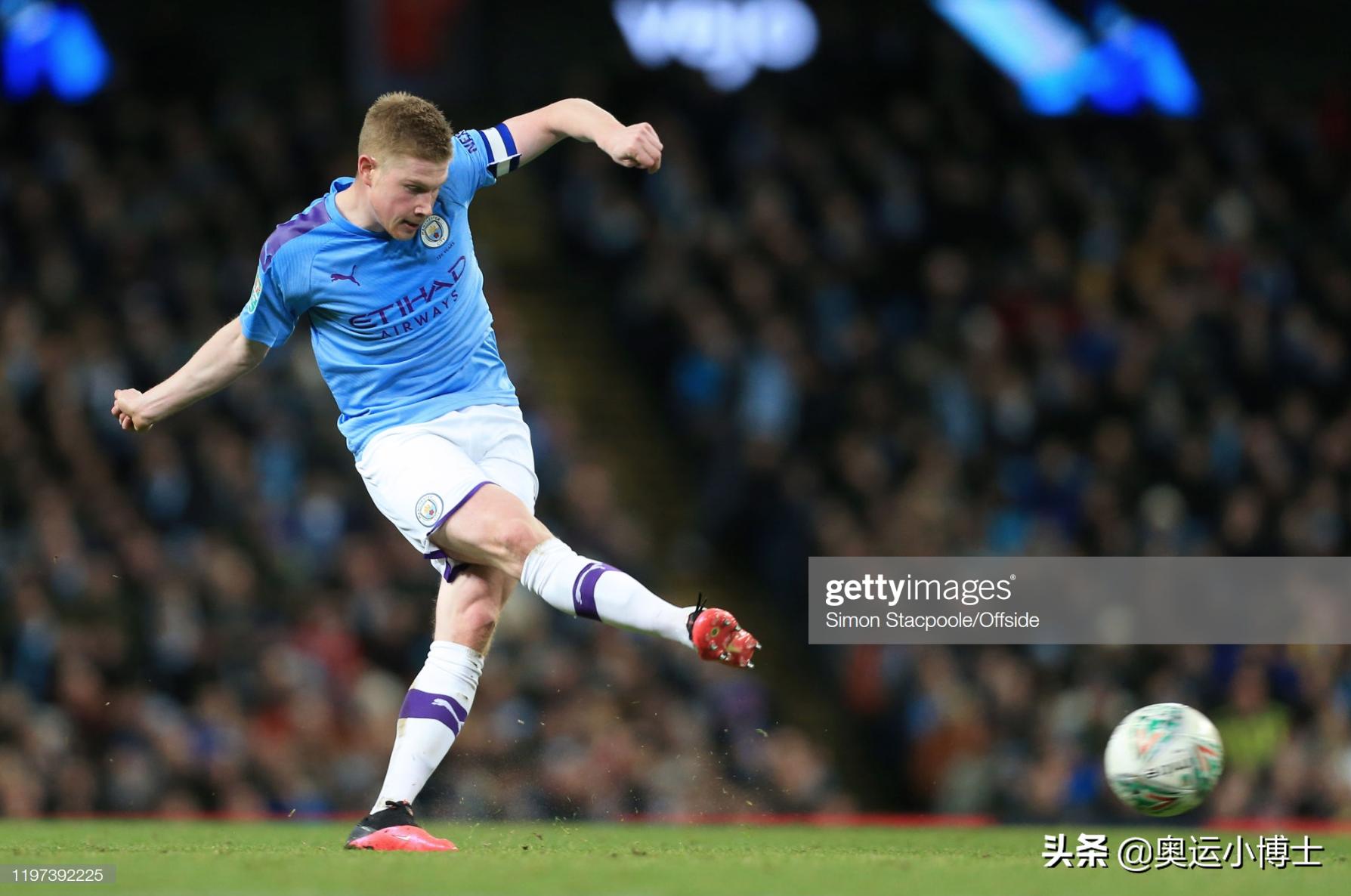 跨越三十年，关公战秦琼！德布劳内PK普拉蒂尼，异同之美皆震撼