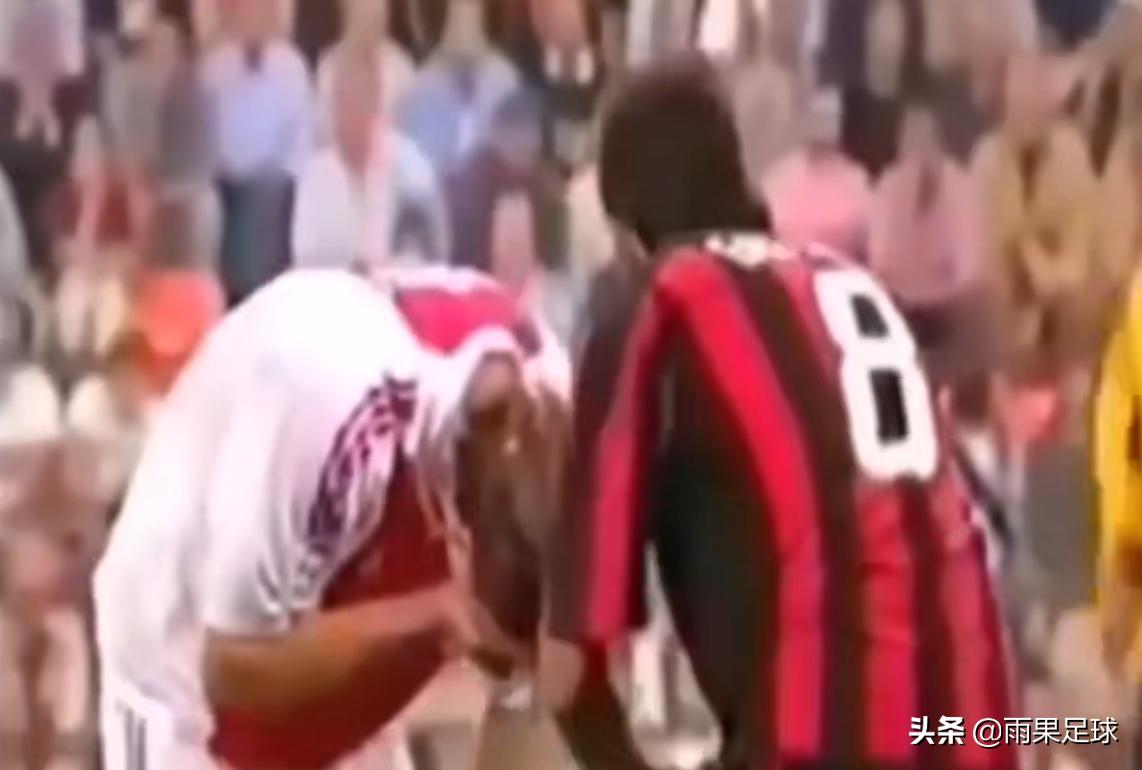 大奉先伊布的足坛传奇故事,足球上帝伊布拉希莫维奇