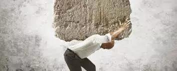 你会帮忙洗厕所吗,你会花钱雇人倒垃圾吗