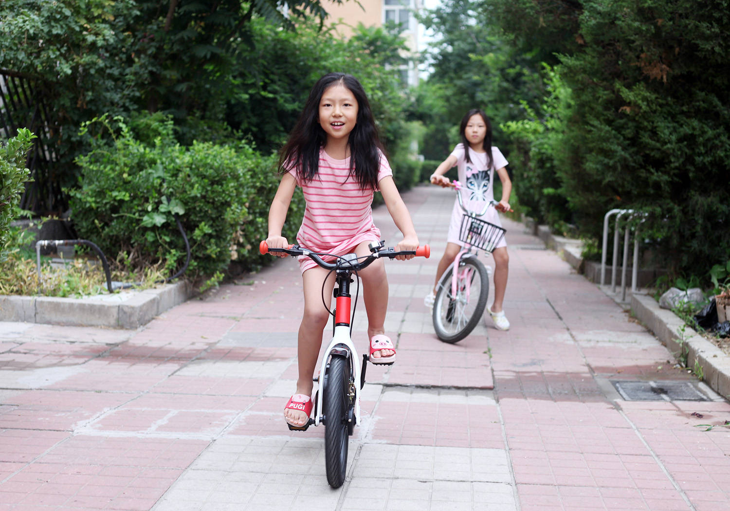 柒小佰自行车测评,六岁初学者自行车