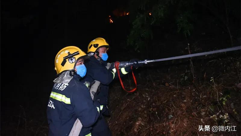 四川内江消防增援震区,成都消防支援西昌森林火灾