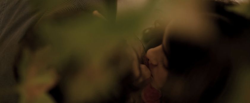 导演拒绝删减任何镜头！片长3小时，生生扯下了理想主义的遮羞布