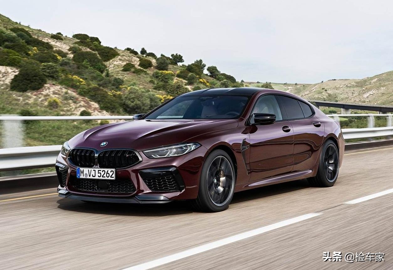 保时捷帕拉梅拉多少万公里出售,花300万买保时捷帕拉梅拉值吗