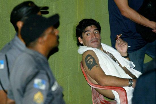 上帝之手马拉多纳夺冠了吗,上帝之手马拉多纳算犯规吗