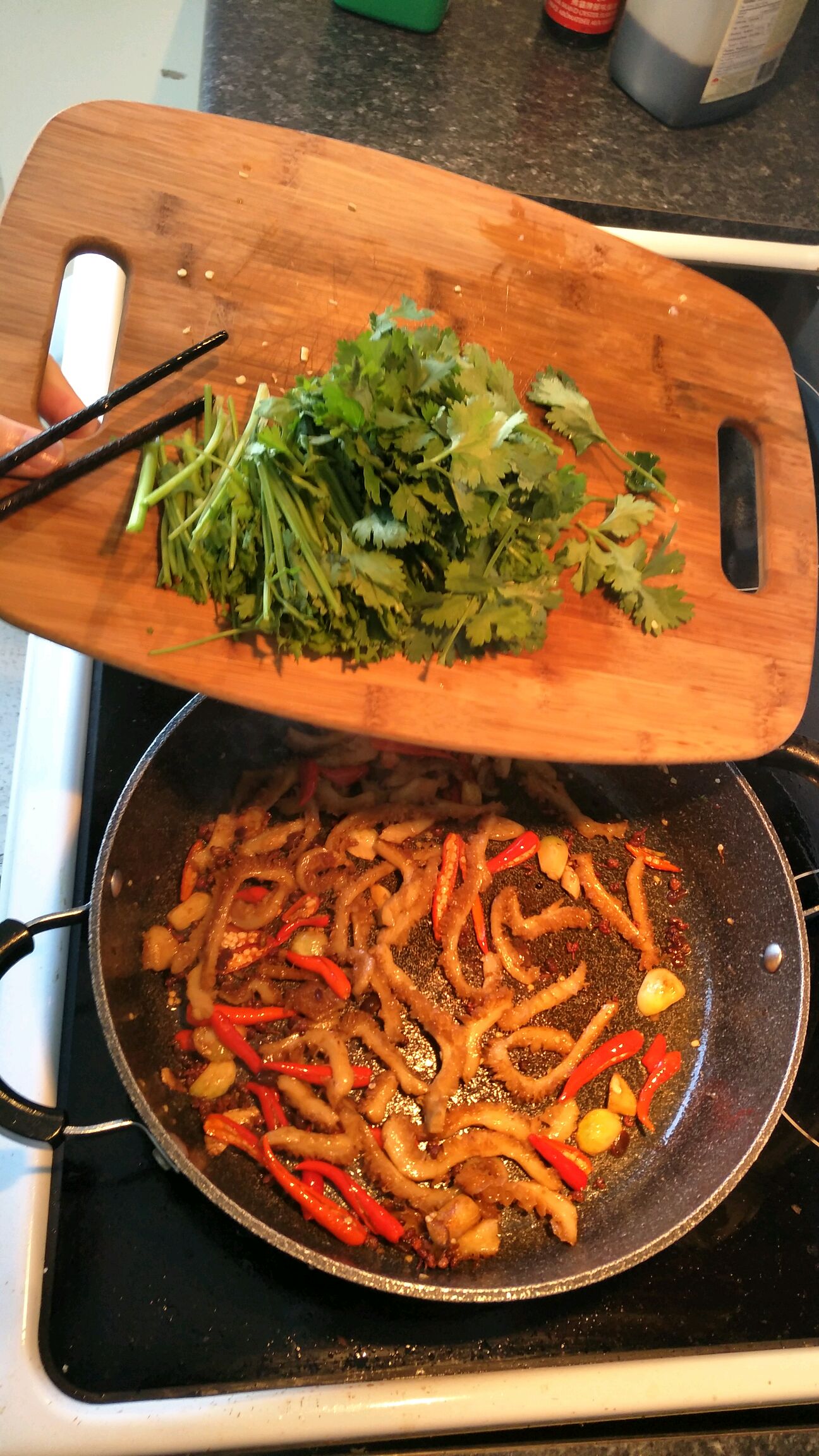 六月宁可不吃肉也要吃这菜，五十元一斤，增加皮肤胶原蛋白，值了