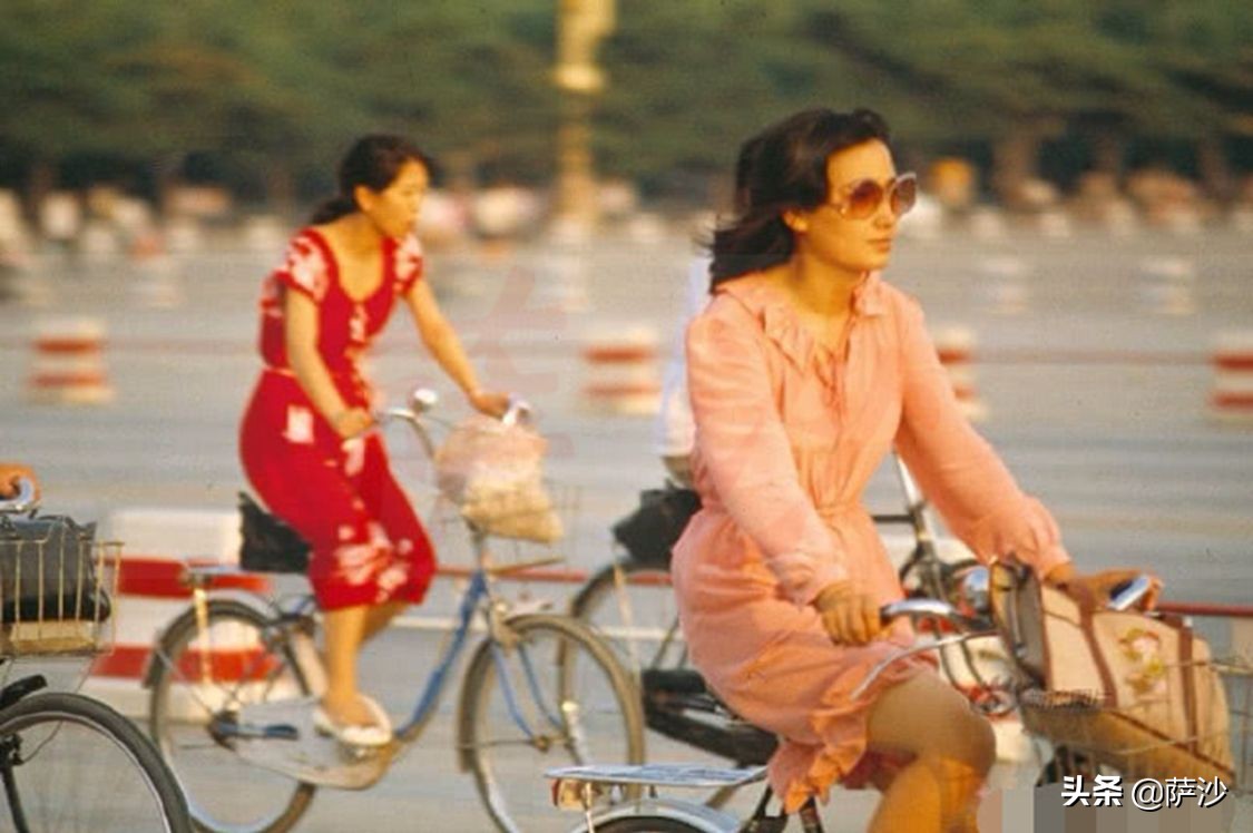 婚外孽缘让女教师对无辜女童泼硫酸：90年代杨晓霞残害儿童案件