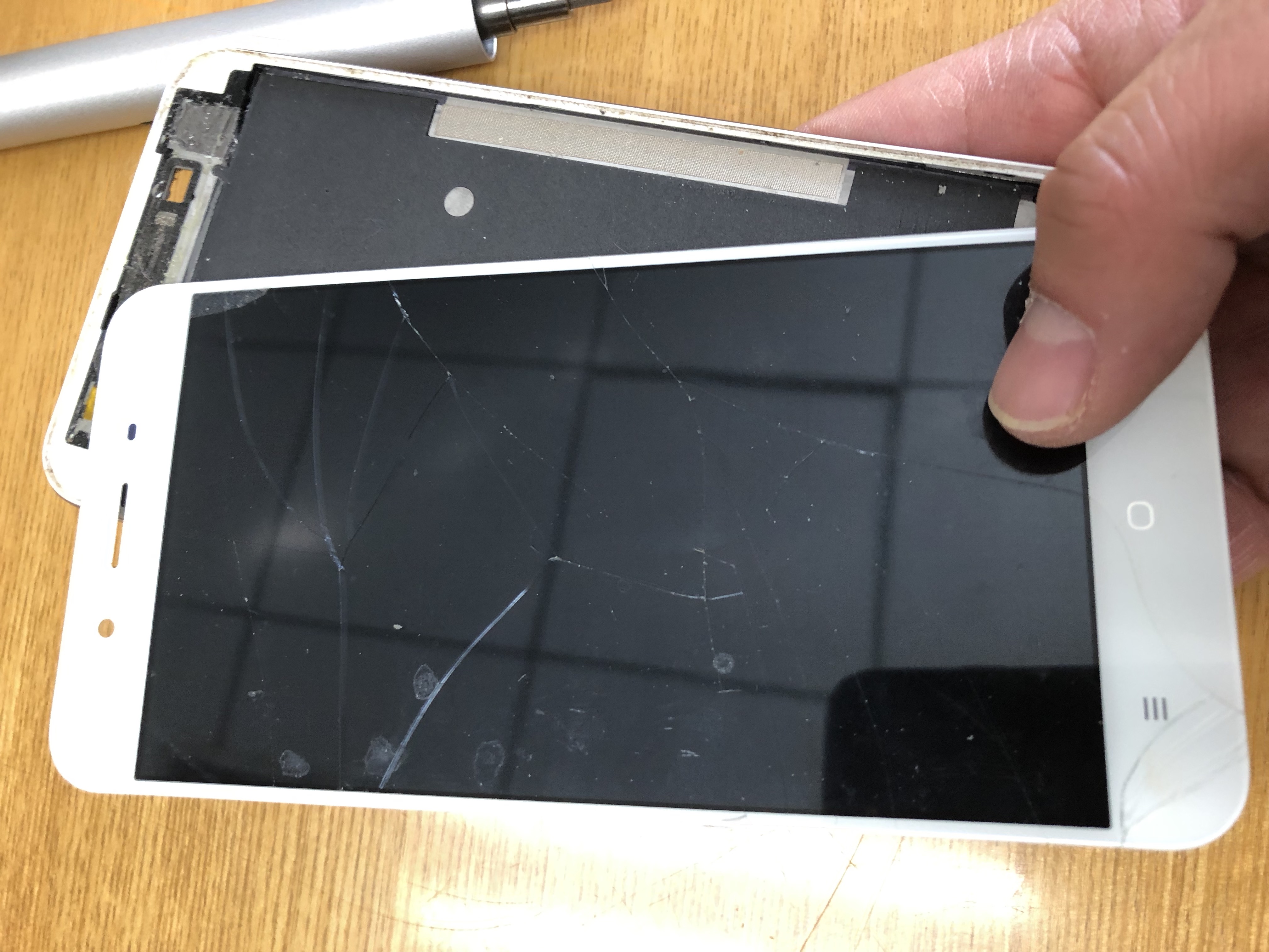 vivoy66手机换屏,vivoy66手机换屏幕