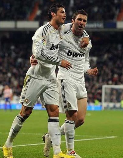 伊瓜因为什么总丢单刀,伊瓜因为什么离开五大联赛