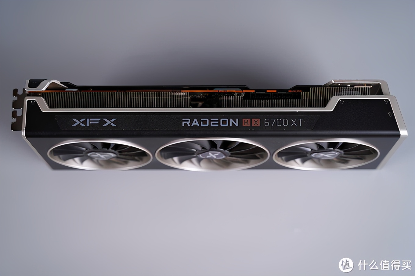 乔家一物：大号ITX装机分享，黑白美学的体现