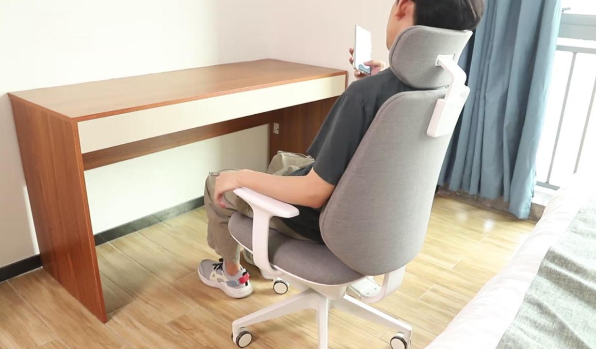 最舒服的智能办公椅,大型智能办公桌黑科技