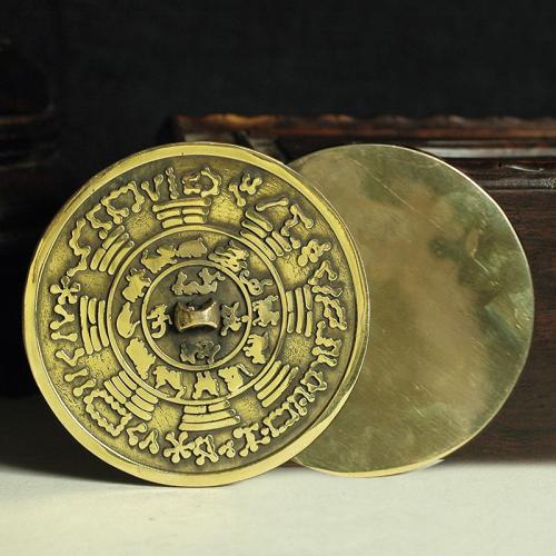 古代的铜镜经历了哪些发展,古代铜镜独特品质和收藏价值
