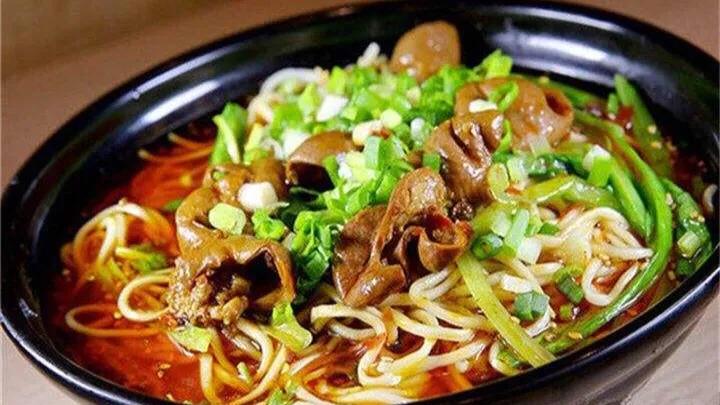 百年面道特点面馆加盟,百年老字号的抄手店