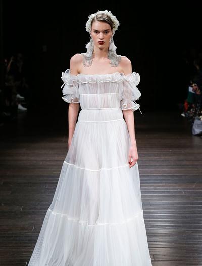 参加别人的婚礼怎么穿搭好看,参加婚礼气质大气穿搭